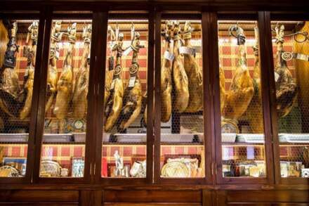 Cinco restaurantes de Sevilla para comer bien cerca del Alcázar